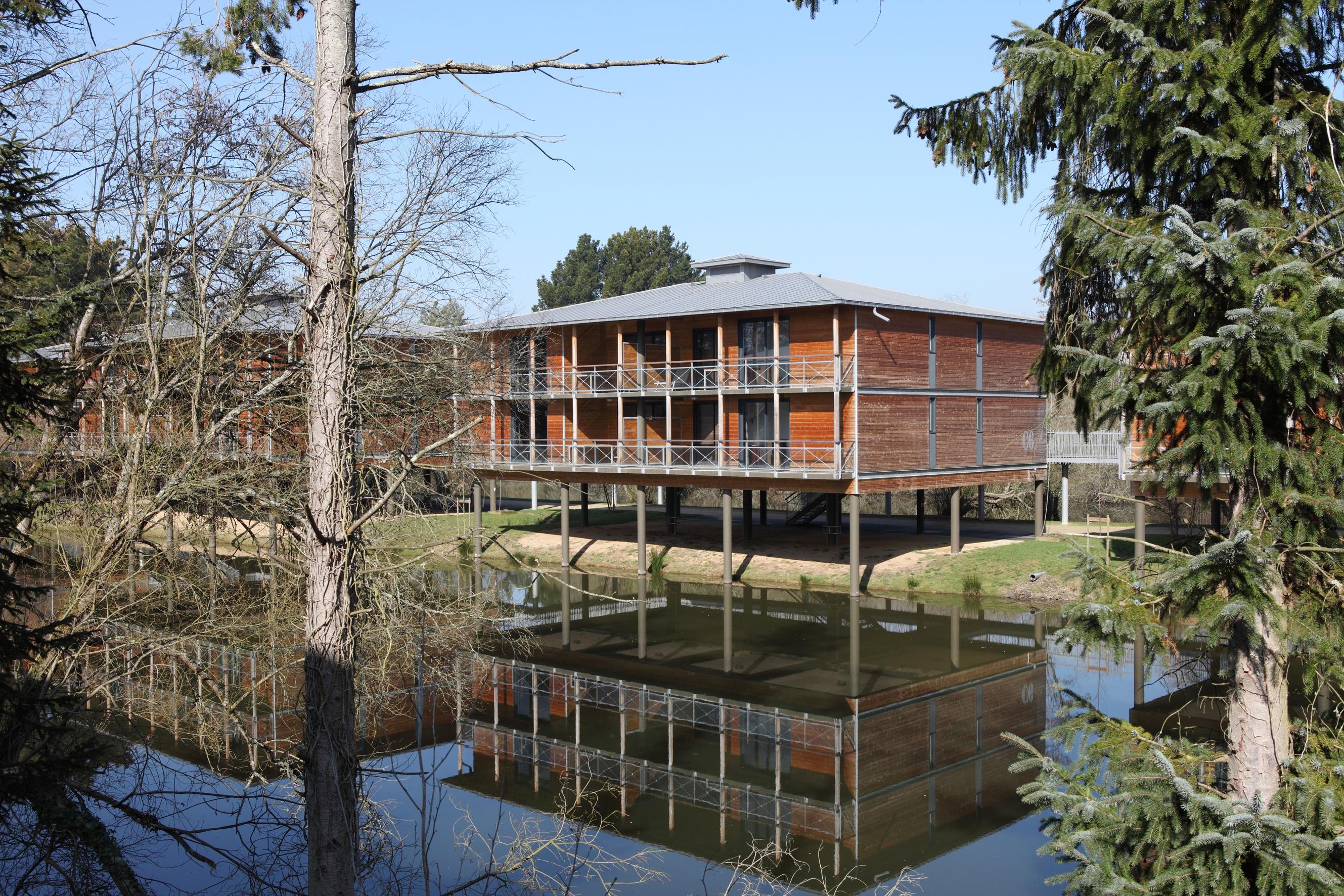 Domaine De Cice-Blossac, Resort Spa & Golf Bruz Exterior photo