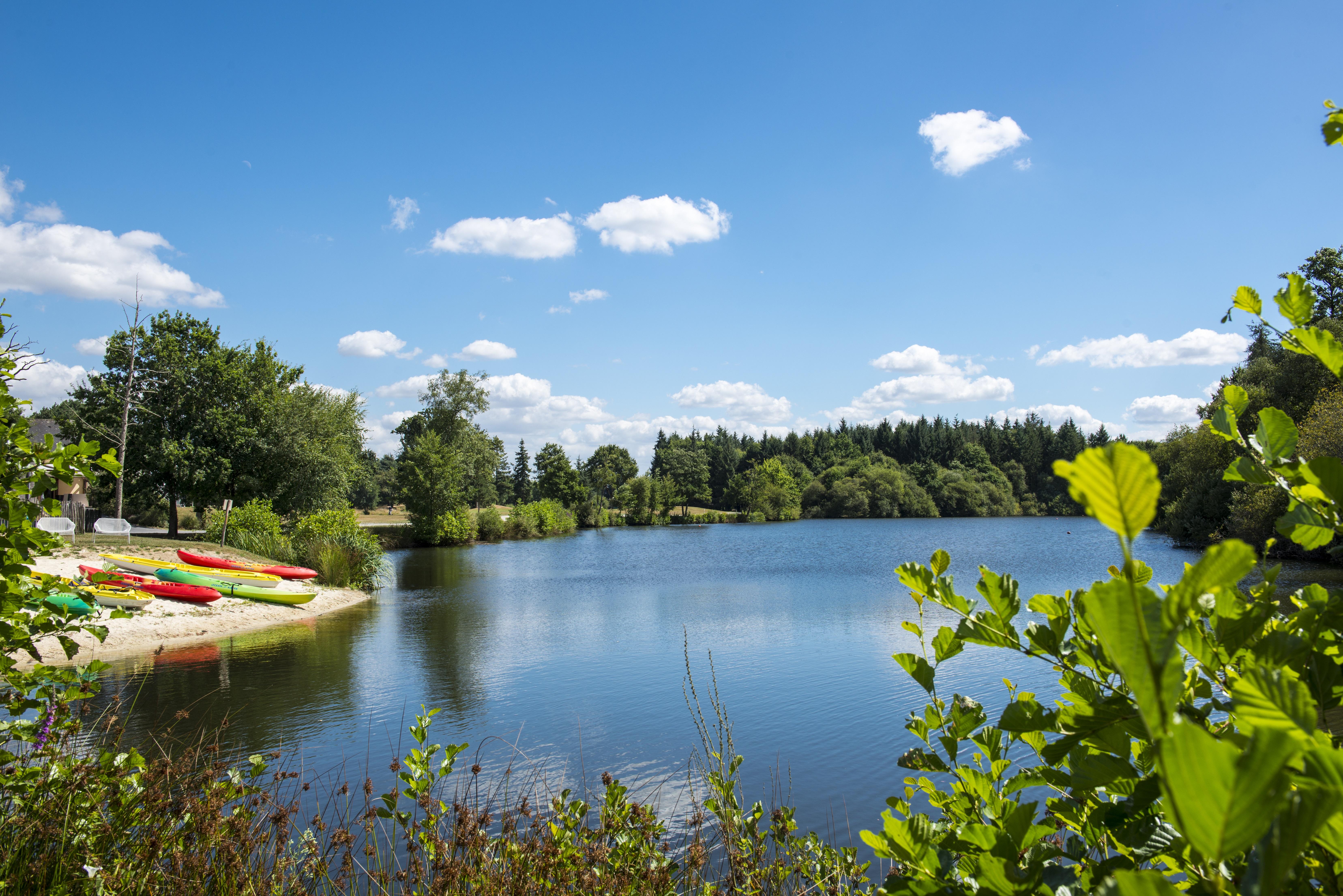Domaine De Cice-Blossac, Resort Spa & Golf Bruz Exterior photo